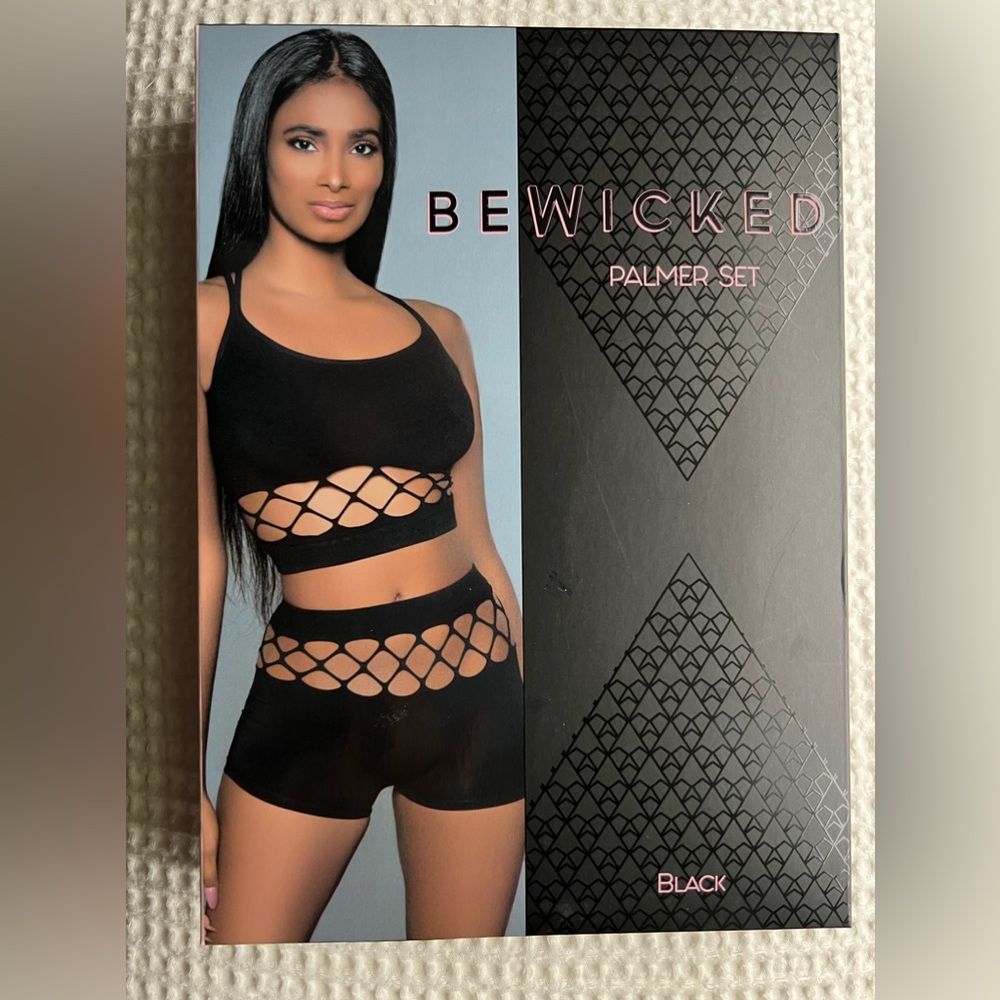 BEWICKED
PALMER SET